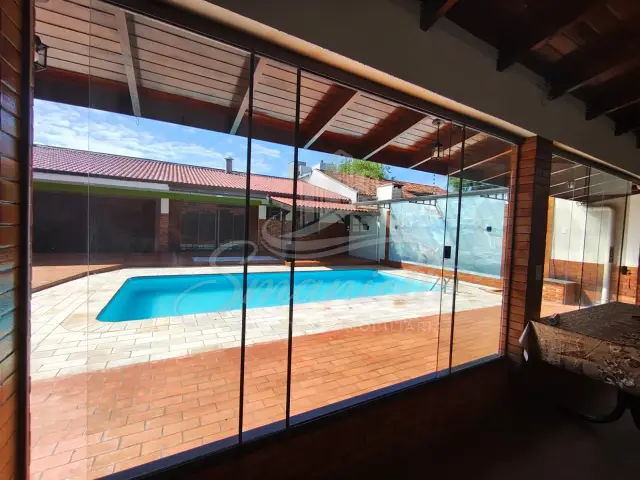 Sobrado com piscina e 3 quartos no Pioneiros Catarinenses, foto 3